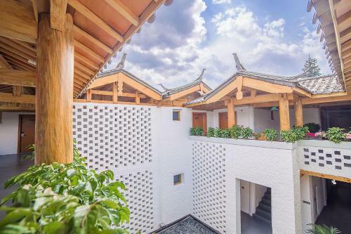 Hotel Lijiang Myhome Inn