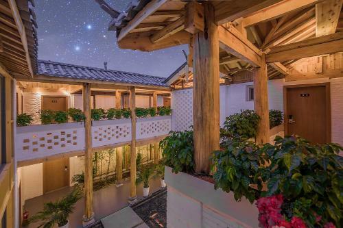 Hotel Lijiang Myhome Inn