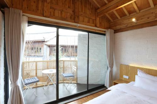Hotel Lijiang Myhome Inn