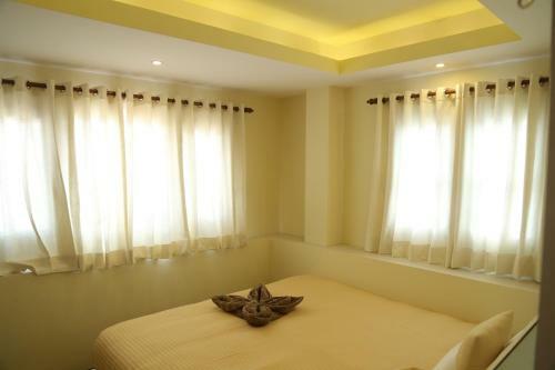 327 Thamel Hotel