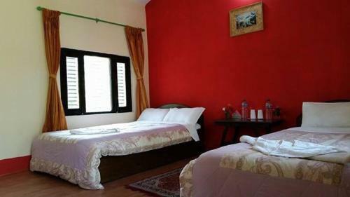 Hotel Chitwan Safari Camp & Lodge