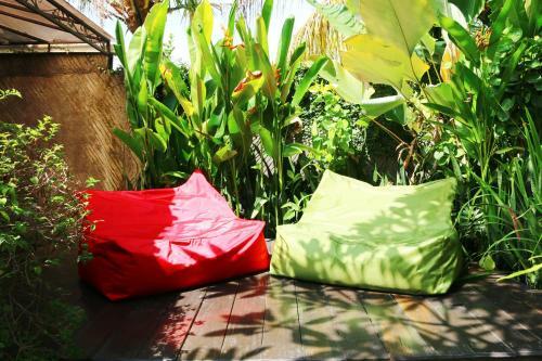 Lovina Beachhouse Villas