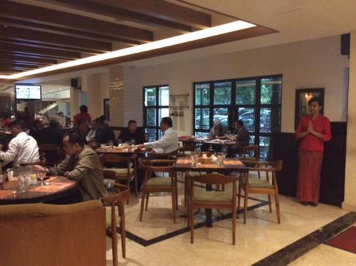 Elmi Hotel Surabaya