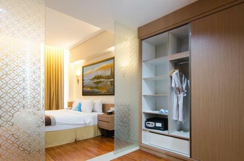 Megaland Hotel Solo