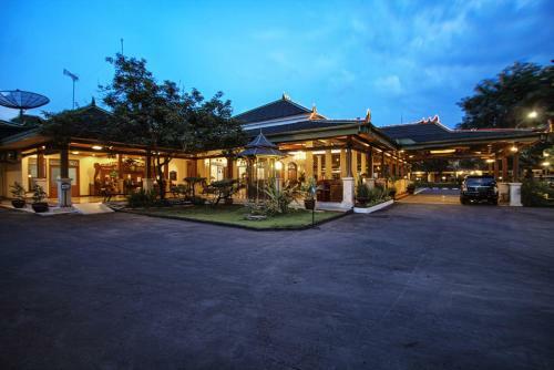 Kusuma Sahid Prince Hotel Solo