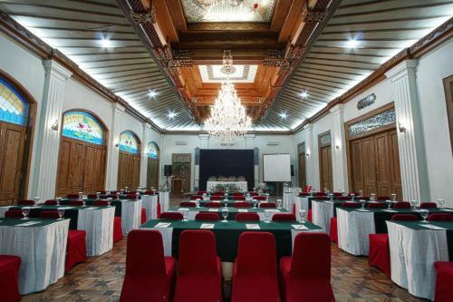 Kusuma Sahid Prince Hotel Solo