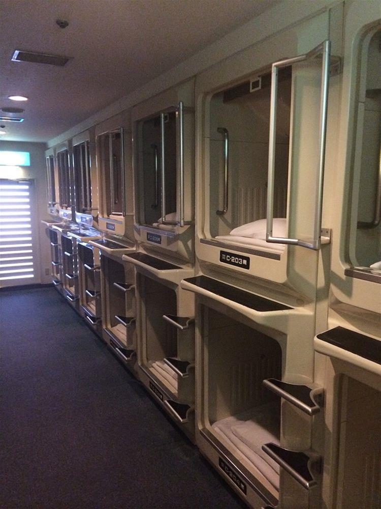 Capsule Hotel Asahi Plaza Shinsaibashi