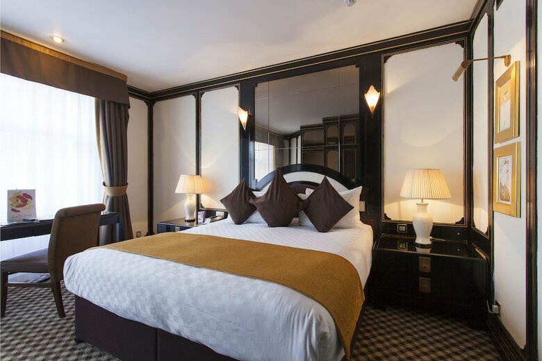 Hotel Thistle Hyde Park