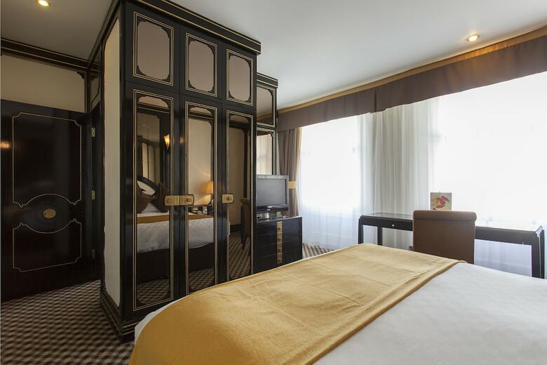Hotel Thistle Hyde Park