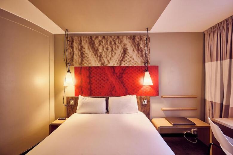 Hotel A&O Manchester City Centre
