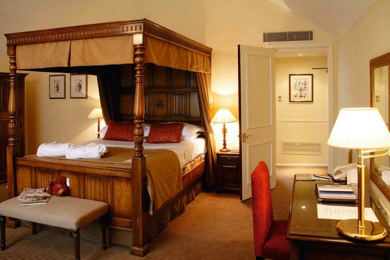 Hotel Macdonald Alveston Manor