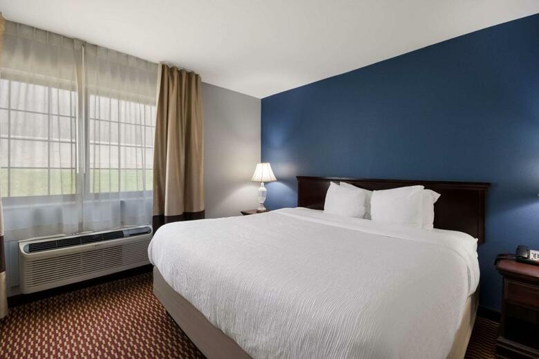 Hotel Comfort Inn North