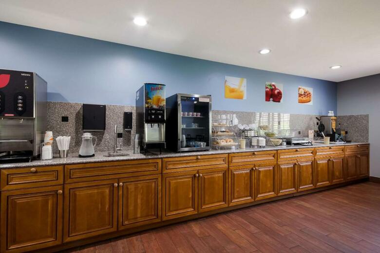 Hotel Comfort Inn North