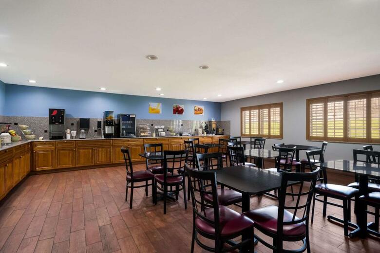 Hotel Comfort Inn North