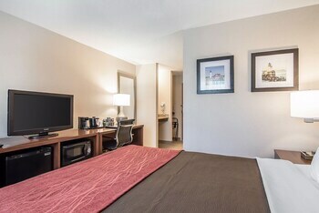 Hotel Comfort Inn Airport