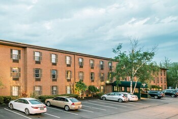 Hotel Comfort Inn Airport