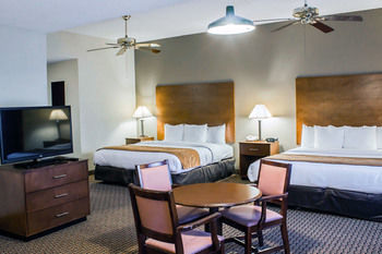 Hotel Comfort Suites (durham)
