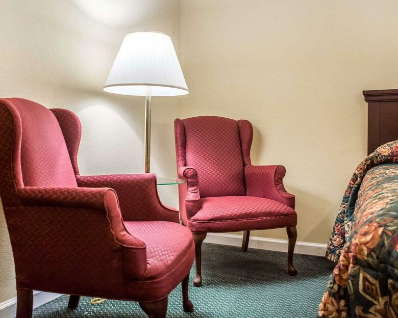 Hotel Econo Lodge Airport