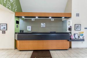 Hotel Sleep Inn & Suites
