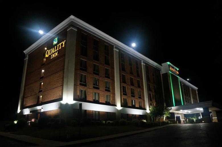 Hotel Quality Inn West End