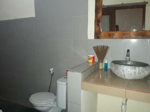 Hostal Adi House Homestay
