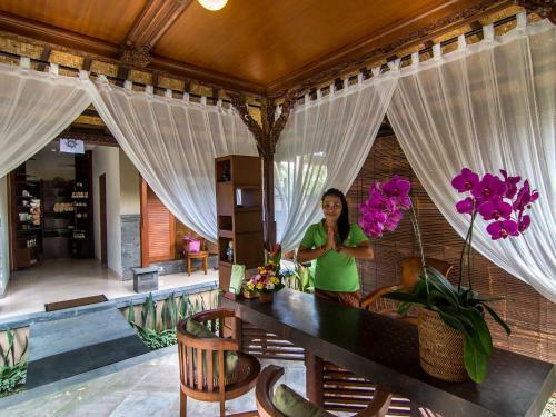 Hotel De Munut Balinese Resort