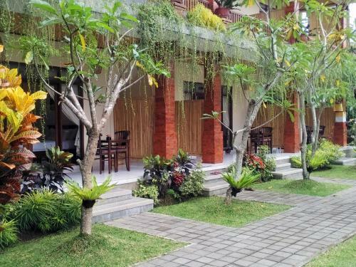 Hostal Nyoman Sandi Guest House