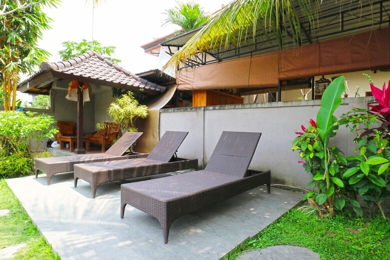 Hostal Puji Bungalow