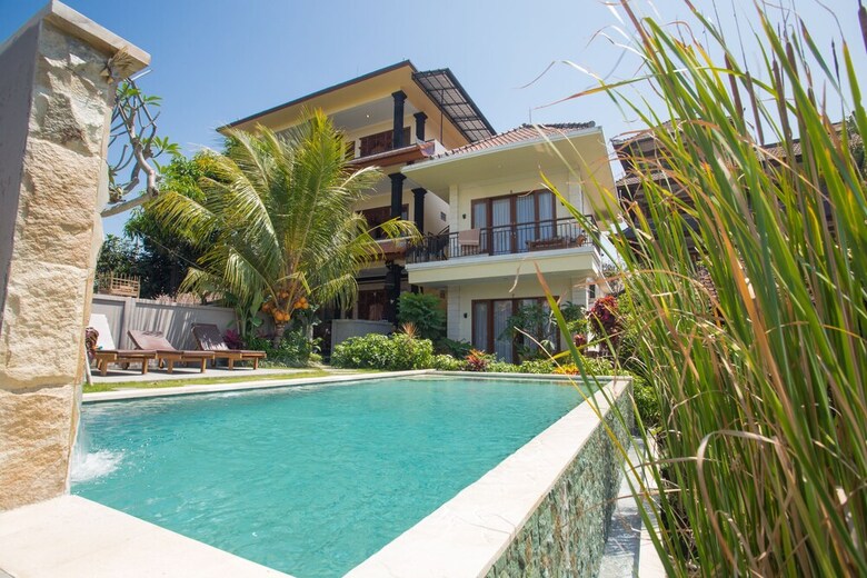 Hostal Puji Bungalow