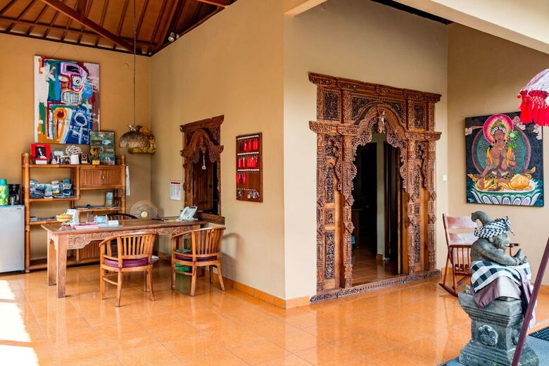 Hotel Tanah Merah Resort & Gallery