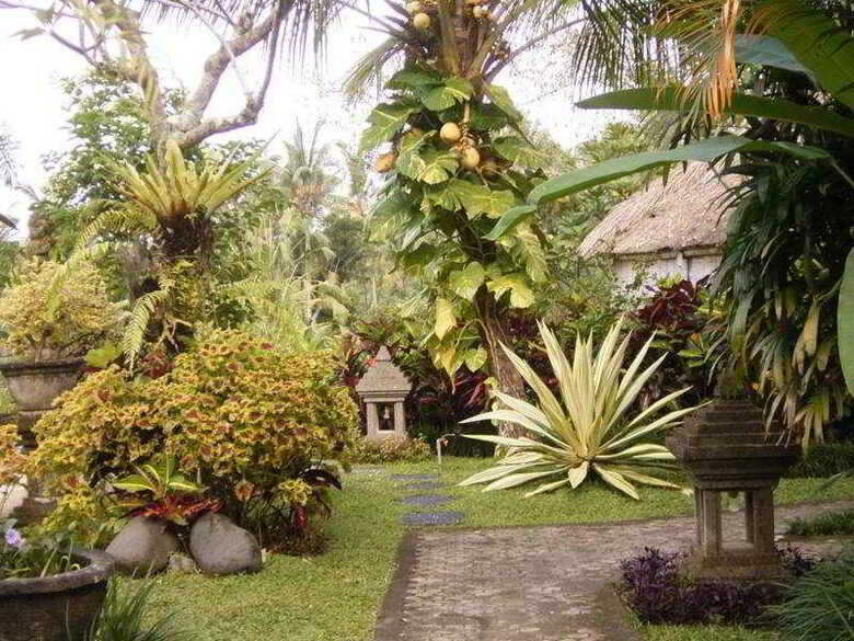 Hostal Hotel Bunga Permai