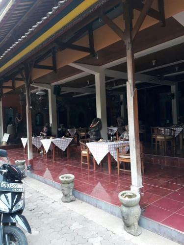 Hotel Agung And Sue Watering Hole I