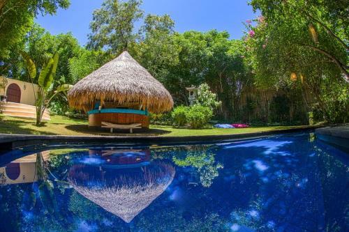 Hostal Uluwatu Surf House