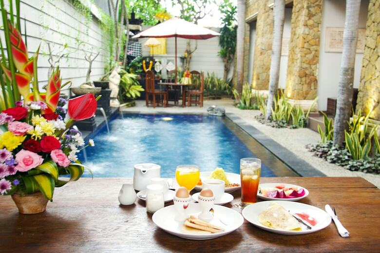 Hostal Puri Sindhu Mertha Guest House