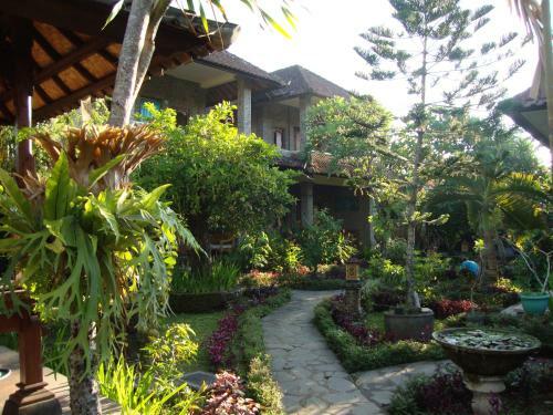 Hostal Gusti Home Stay Ubud