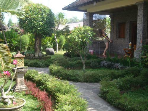 Hostal Gusti Home Stay Ubud