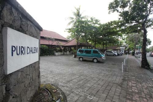 Puri Dalem Hotel