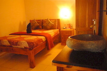 Hotel Jangkrik Homestay