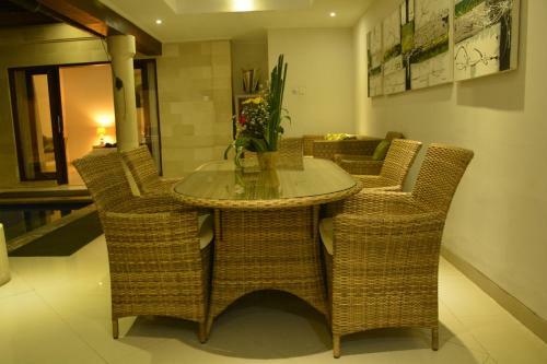 Taman Kesari Villas