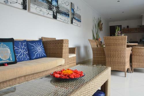 Taman Kesari Villas