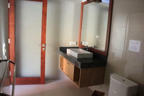 Taman Kesari Villas