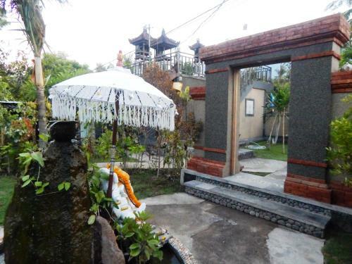 Hostal Mai Mondok Guest House