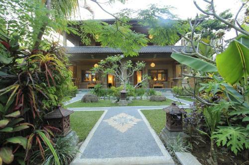 Hostal Pekak Mangku Guest House