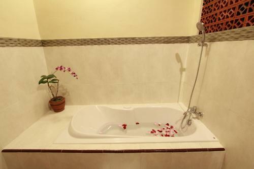 Hostal Pekak Mangku Guest House