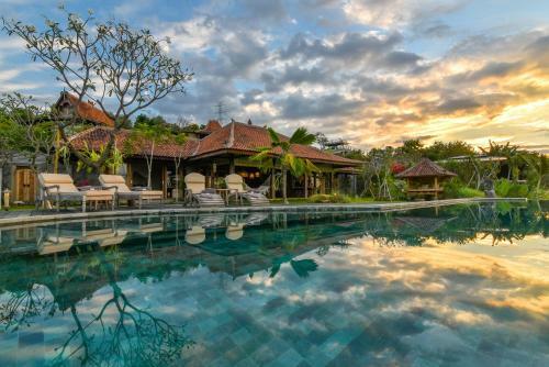 Villa Sumberkima Hill Retreat
