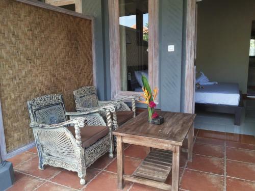 Hostal Ode Resto Guesthouse