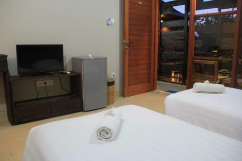 Hostal Semarandana Bedrooms And Pool