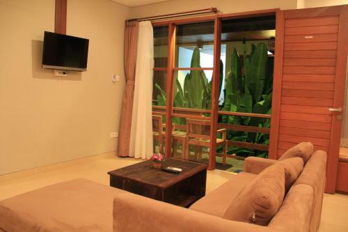 Hostal Semarandana Bedrooms And Pool