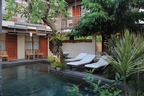 Hostal Semarandana Bedrooms And Pool