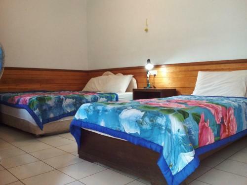 Hostal Madra Homestay